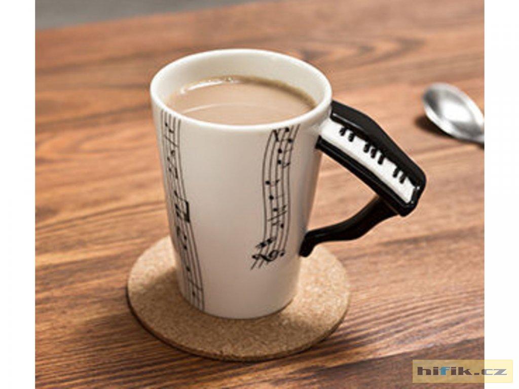 Pianový hrnek