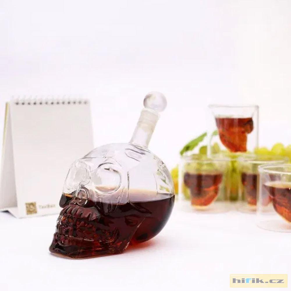 Karafa křišťálová lebka 700 ml